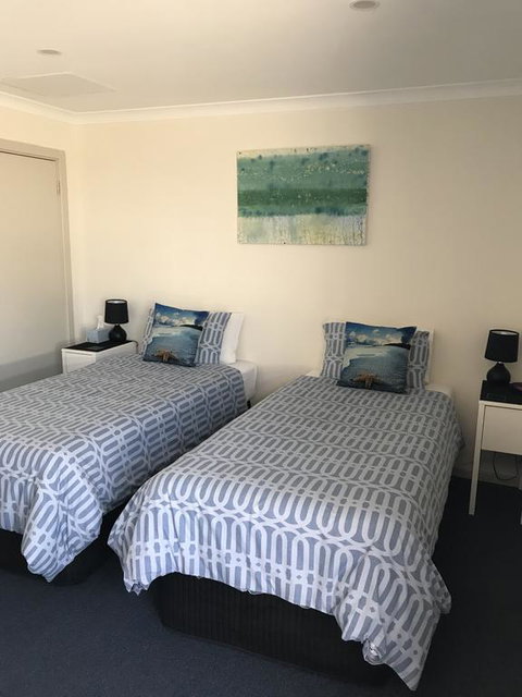 Observatory Guesthouse - Adults Only - Whitsundays Accommodation 1