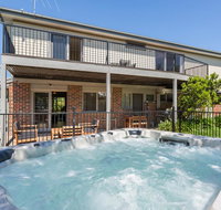 Ocean Breeze Retreat - with spa and space - Whitsundays Accommodation