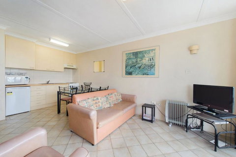 Ocean Court 8 13 Lord Street - Whitsundays Accommodation 3