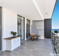 Oceans Edge 8 - 8/5 Campbell Crescent Terrigal - Whitsundays Accommodation