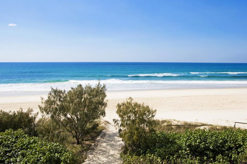 Oceanside Resort - Absolute Beachfront Apartments - Whitsundays Accommodation 1