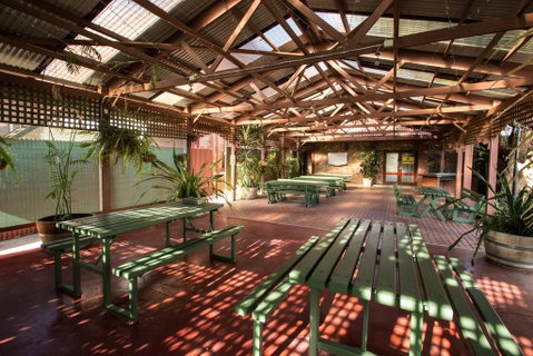 Old Willyama Motor Inn - Whitsundays Accommodation 3