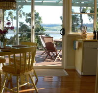 Olive's Cottage - Whitsundays Accommodation