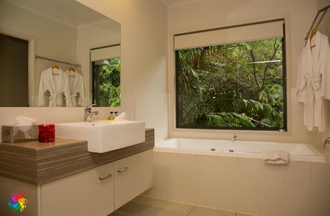 On Obi Maleny - Whitsundays Accommodation 3