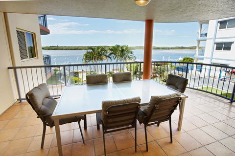 On The River Apartments - Whitsundays Accommodation 1