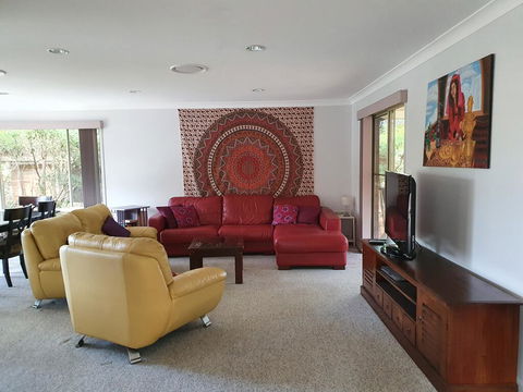 One Rock N Reel At Lilli Pilli - Whitsundays Accommodation 2