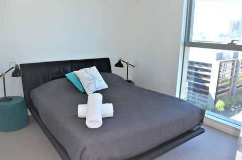 Orange Stay Rentals - Whitsundays Accommodation 2