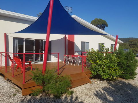 Orford Holiday House - Whitsundays Accommodation 1