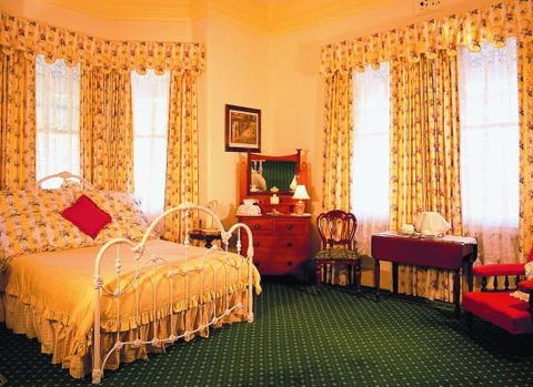 Ormiston House - Whitsundays Accommodation 2