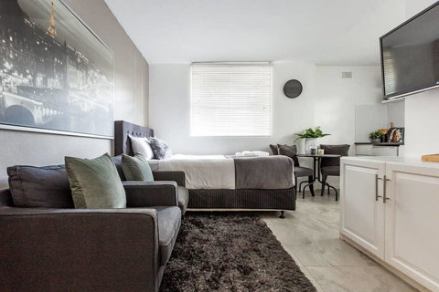 Paddington Apartment, Escape In Luxury - Whitsundays Accommodation 1