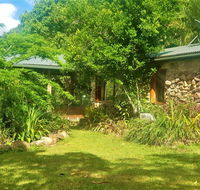 Palm Grove Rainforest Retreat - Whitsundays Accommodation