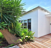 Palm Oasis - family friendly accommodation just a short walk to werri beach - Whitsundays Accommodation