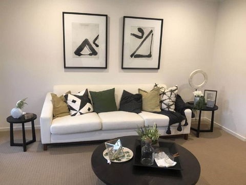 Pampas Grass Homestay A - Whitsundays Accommodation 3