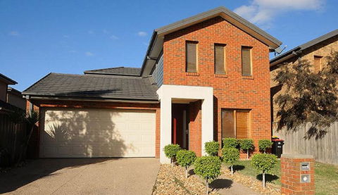 Pampas Grass Homestay A - Whitsundays Accommodation 0