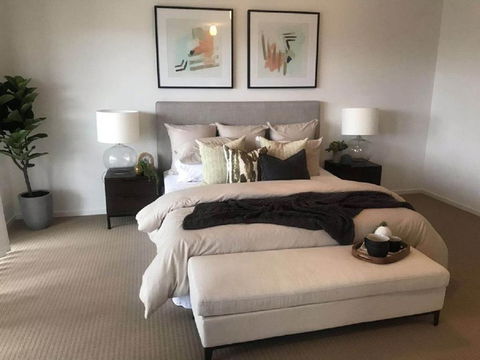 Pampas Grass Homestay A - Whitsundays Accommodation 1