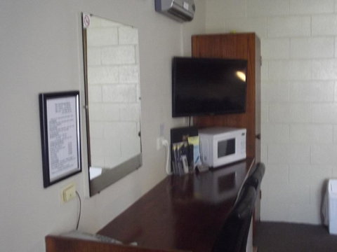 Parkside Motel Morwell - Whitsundays Accommodation 1