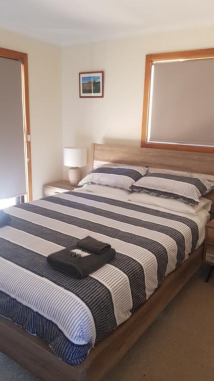 Parndana Hotel Cabins - Whitsundays Accommodation 1
