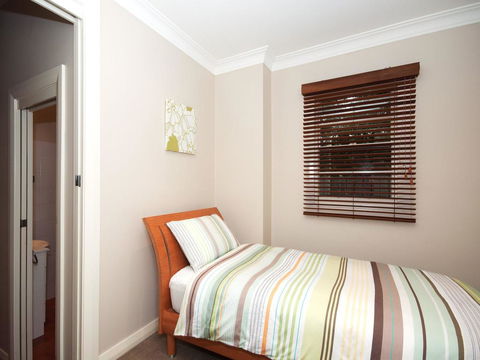 Patch Of Paradise - Iluka - Whitsundays Accommodation 3