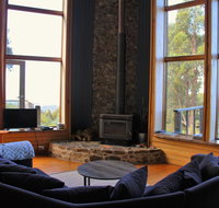 Peppermint Ridge Retreat - Whitsundays Accommodation