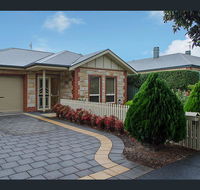 Perfect Location Central Modern Cottage - Free WiFi - Whitsundays Accommodation