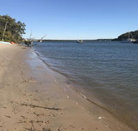 Pet Friendly Waterfront Holiday House on Peacefull Island with Bikes and Kayaks - Whitsundays Accommodation