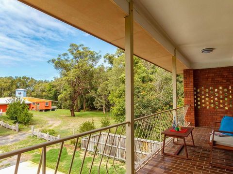 Pets Welcome - Magic Moments - Whitsundays Accommodation 0