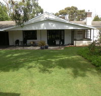 Pinkerton Hill Naracoorte - Whitsundays Accommodation