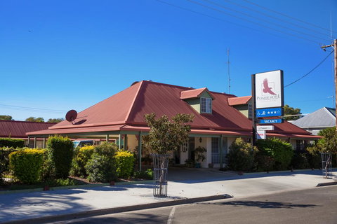 Pioneer Motel Goondiwindi - Whitsundays Accommodation 0