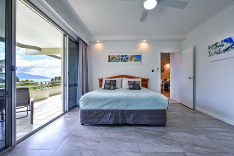 POINCIANA 101 HAMILTON ISLAND CENTRALLY LOCATED 3 BEDROOM, Plus BUGGY!! - Whitsundays Accommodation 0