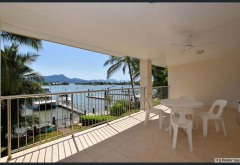 Poinciana Terraces - Whitsundays Accommodation 3