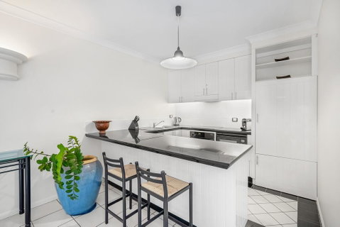 Poolside Apt In Alamanda Beachfront Resort (77) - Whitsundays Accommodation 2