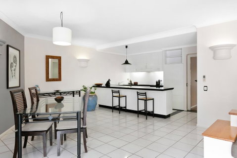 Poolside Apt In Alamanda Beachfront Resort 74 - Whitsundays Accommodation 3