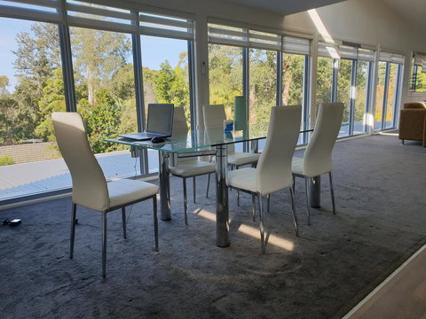 Poppies House - Whitsundays Accommodation 2