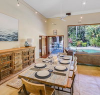 Poppy's Retreat Palm Cove - Whitsundays Accommodation