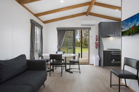 Portland Tourist Park - Whitsundays Accommodation 1