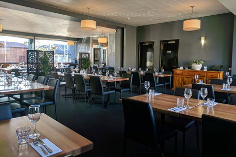 Prince Of Wales Hotel - Whitsundays Accommodation 1