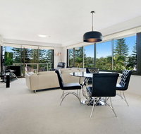 Private Apartment - Central Broadbeach - Whitsundays Accommodation