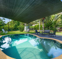 Private Pool Big Backyard Aircon - Paradise - Whitsundays Accommodation