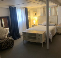 Private room downstairs area - Whitsundays Accommodation