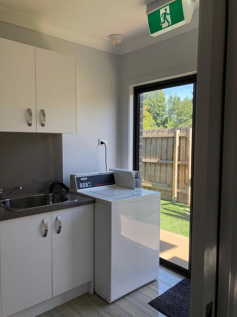 Private Studio - Whitsundays Accommodation 3