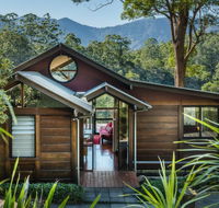 Promised Land Retreat - Whitsundays Accommodation