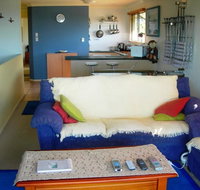 Rainbow Breezes 4 - Rainbow Beach Townhouse with breath-taking ocean views to Fraser Island - Whitsundays Accommodation