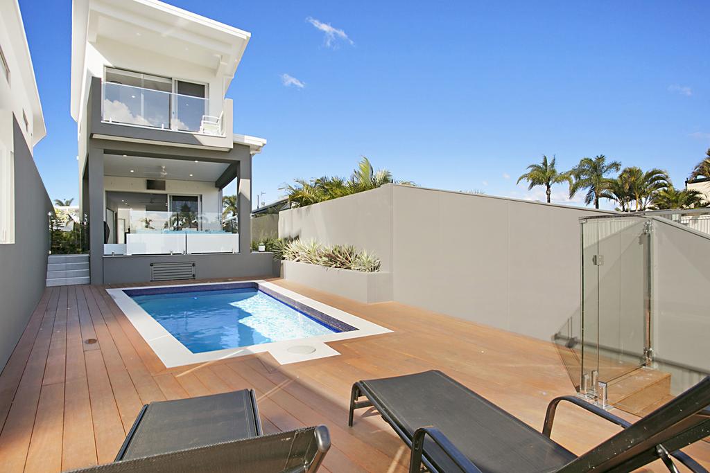 Bundall QLD Whitsundays Accommodation