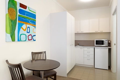 Redcliffe Motor Inn - Whitsundays Accommodation 3