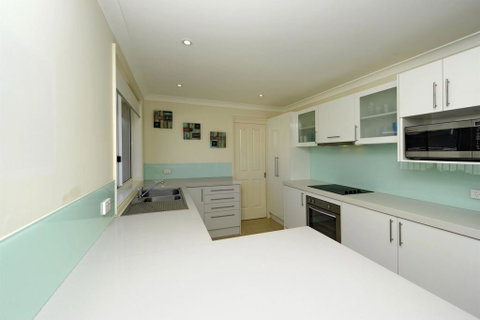 Reef Close, 1/2 - Whitsundays Accommodation 0