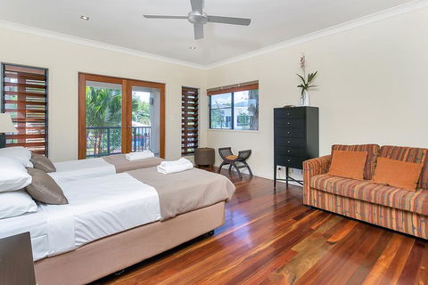 Reeflections Holiday Villas - Whitsundays Accommodation 1