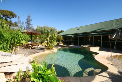 Relaxin - Whitsundays Accommodation 1