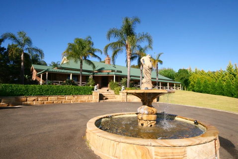Relaxin - Whitsundays Accommodation 3