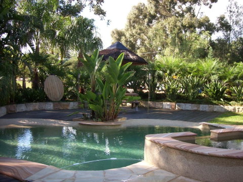 Relaxin - Whitsundays Accommodation 2