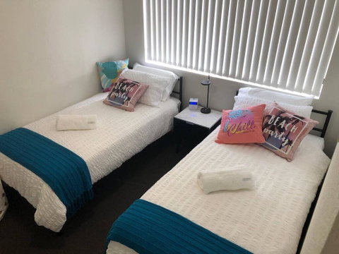 Relaxing Escape! In The Heart Of Broadbeach - Transport, Casino, Free Wifi And Netflix - Whitsundays Accommodation 3